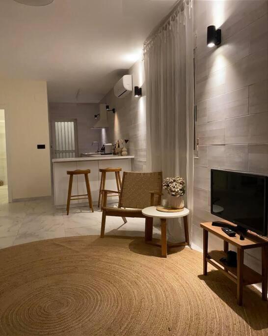 Appartement Relaxing Lakeside With Swimming Pool